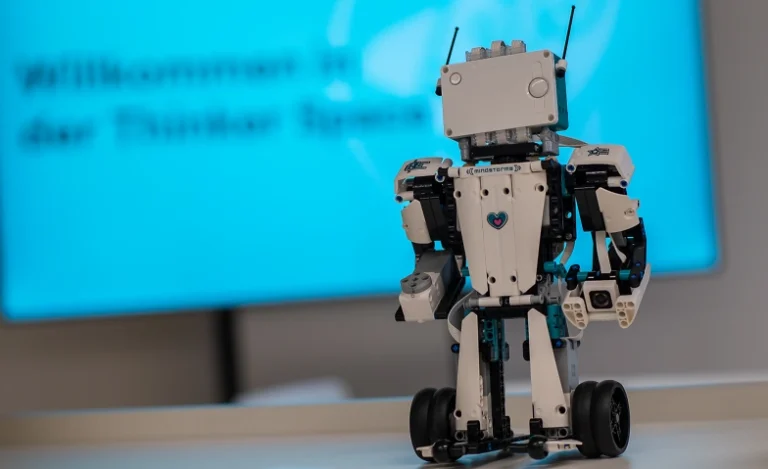 KI-Innovation hautnah:Dein exklusiver Einblick bei der Lonza AG in Visp